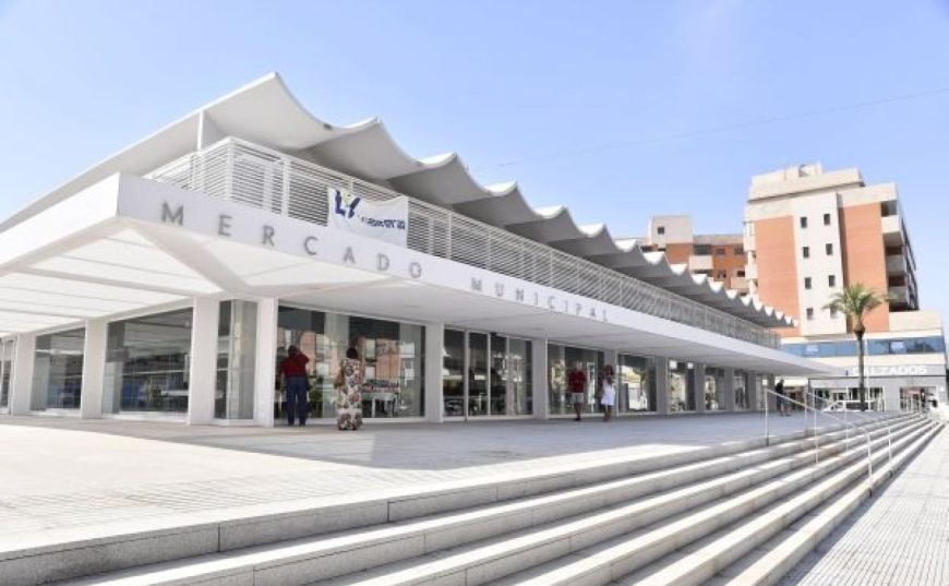 Mercado municipal de Roquetas de Mar · Qué visitar en Roquetas de Mar